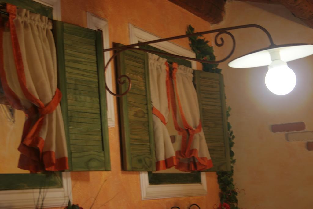 Alla Corte Dei Ventimiglia Montelepre Eksteriør bilde