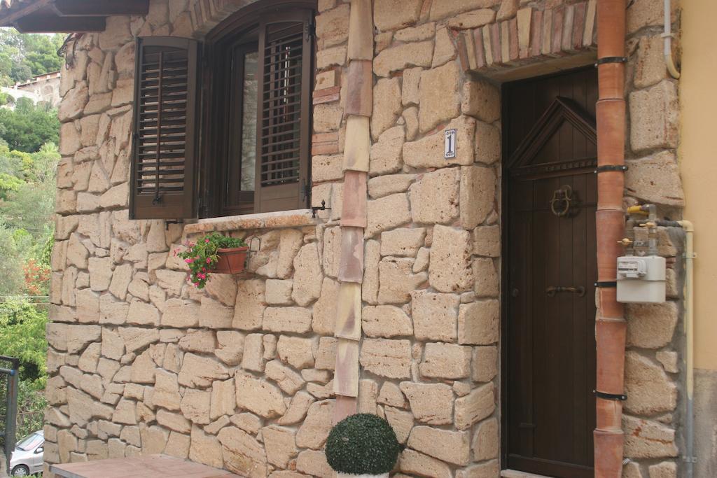 Alla Corte Dei Ventimiglia Montelepre Eksteriør bilde