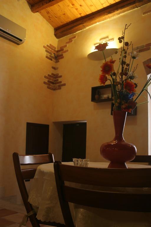 Alla Corte Dei Ventimiglia Montelepre Eksteriør bilde
